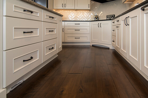 dark-hardwood-floors-plymouth-cabinetry-design-wisconsin-mcevoy-7287